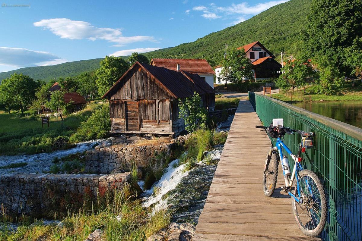 Guest House Gacka Rogic Otočac Eksteriør billede